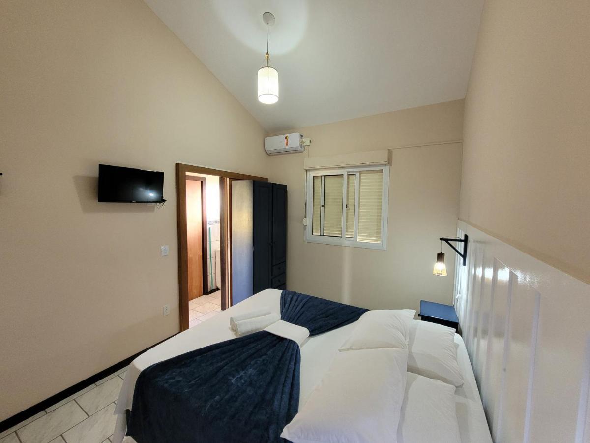 Pousada Genoveva - Apto Com Um Dormitorio Farol de Santa Marta Esterno foto